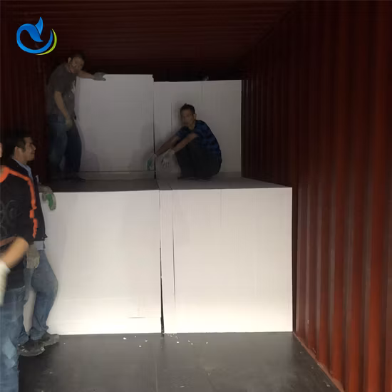 Weiße wasserdichte PVC-Schaumplatte für Kunststoffprodukte für Küchenschrank-Wohnmöbel